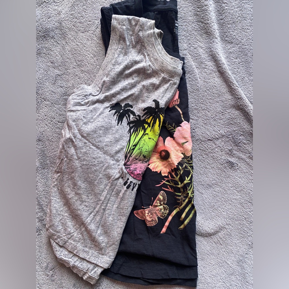 BUNDLES- 2 Cropped tanks